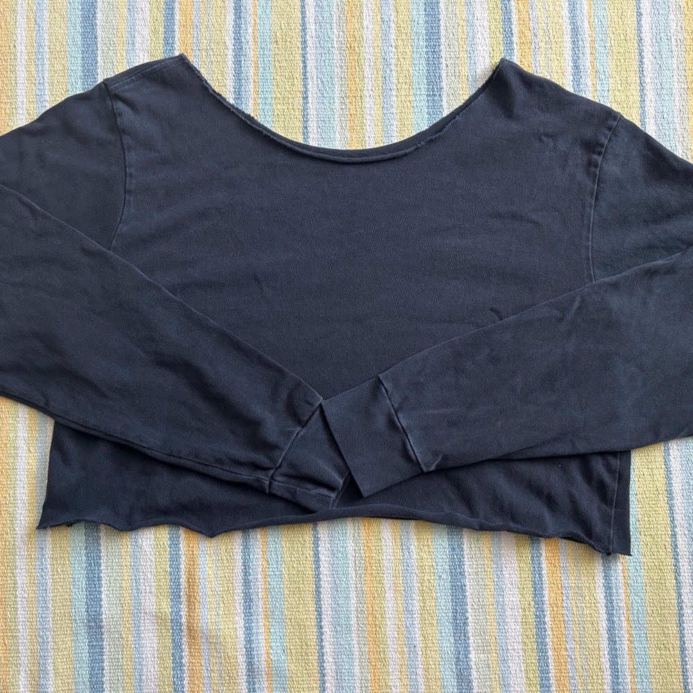 Brandy Melville Black Off the Shoulder Long Sleeve Cropped Top